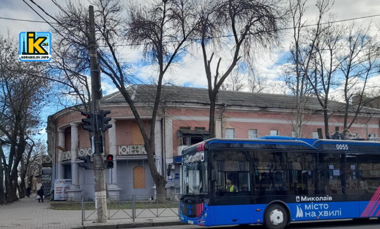 Тролейбус у Корабельному районі