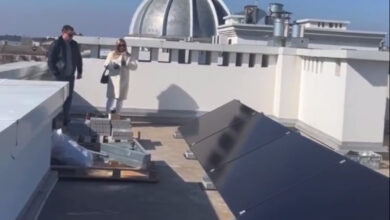 Сонячні панелі на даху "Гранд Де Люкс"