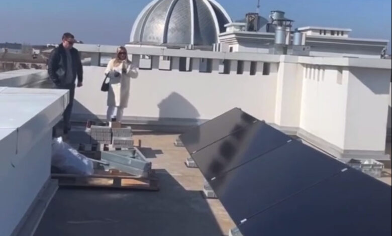 Сонячні панелі на даху "Гранд Де Люкс"