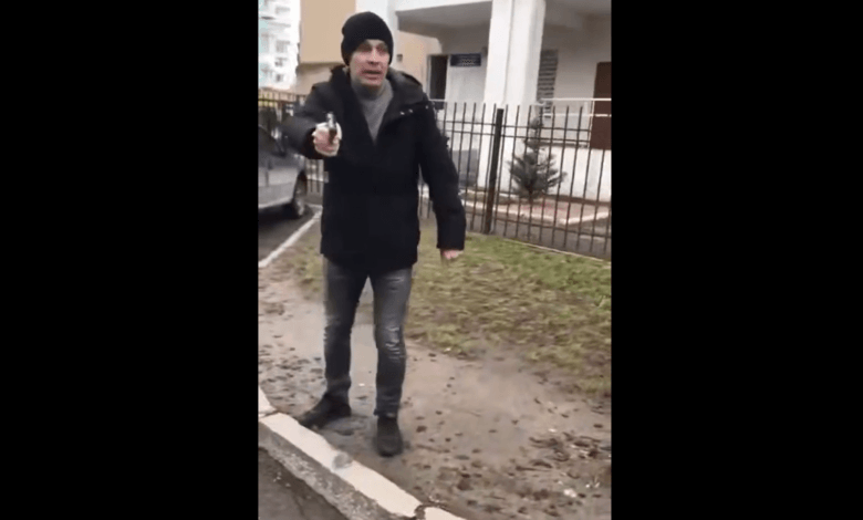 Чоловік з пістолетом тікав від ТЦК