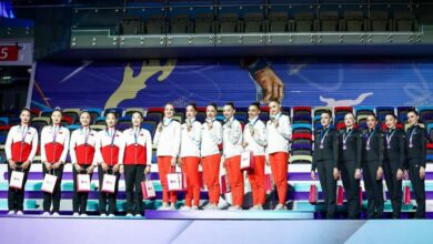 Бронзові українські грації