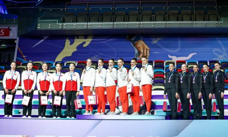 Бронзові українські грації