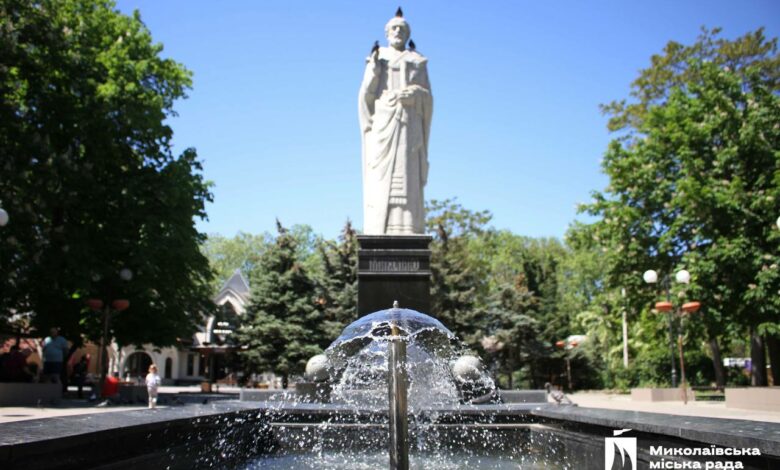 Відтепер у святого Миколая є фонтан