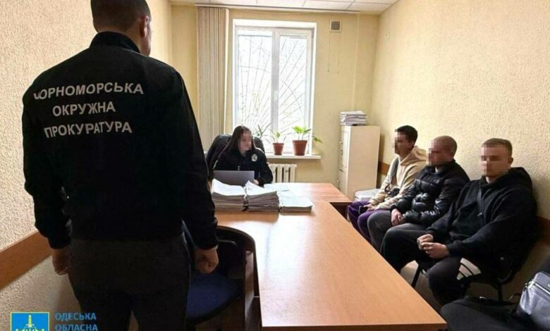 Трійця викрадачів людей на "співбесіді" у правоохоронців