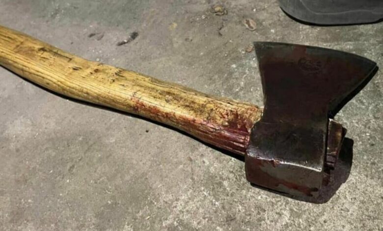 Сокира як останній аргументу дискусії (ілюстрація)