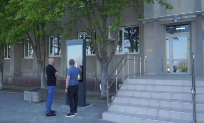 Біля Книги пам'яті