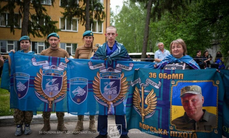 Повернення морпіхів з полону