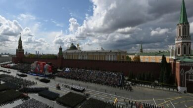 Парад без гостей?