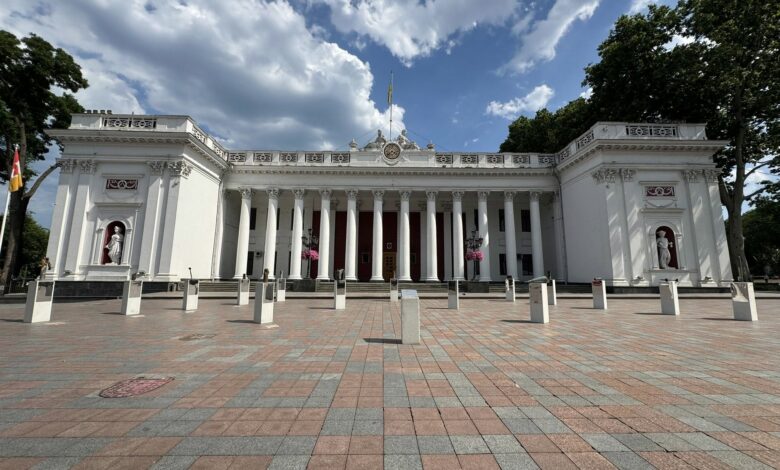 Алея незламних міст