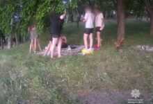 Компанія на пляжі "Чайка" 02.06.2025