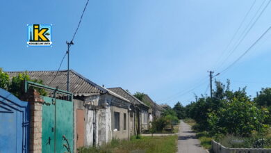 Вул. Торгова