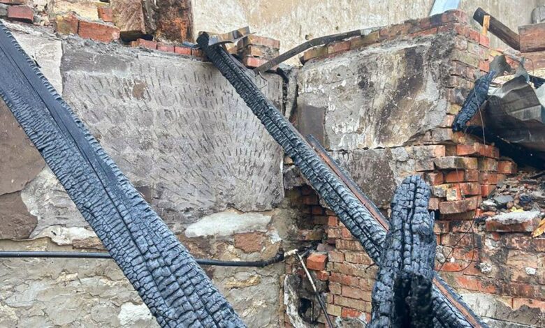 Наслідки ворожого обстрілу в Миколаєві