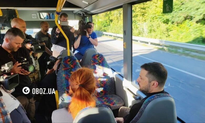 Зеленський здивував українців поїздкою у звичайному автобусі – подробиці від очевидців