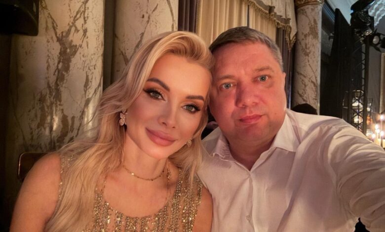 Бывший народный депутат Ирина Кормышкина вместе с мужем, известным николаевским аграрием Юрием Кормышкиным