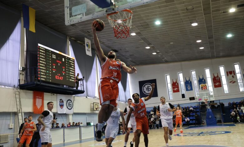 На останніх хвилинах "Черкаські Мавпи" вирвали перемогу