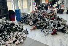 Частина вилученого "фірмового" взуття