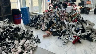 Частина вилученого "фірмового" взуття