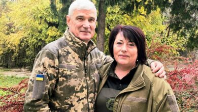 родина військових стала на захист рідного міста