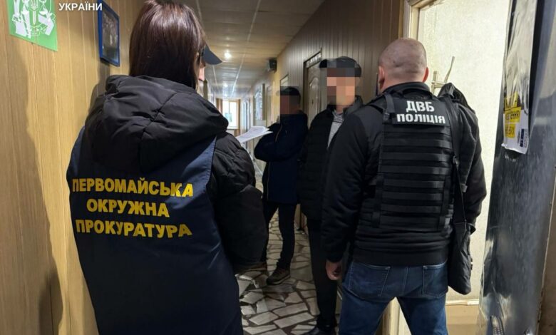 давав хабар за повернення авто