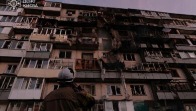 Один з пошкоджених будинків Києва