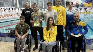 Миколаївські параспортсмени та їх тренери