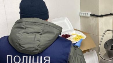 Поліція у "закладі харчування"