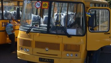 шкільний автобус