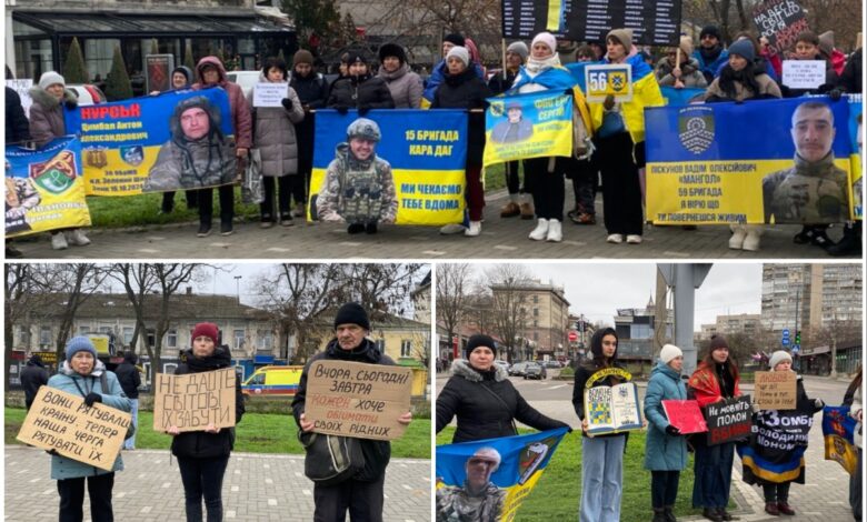 Акція-нагадування про полонених та зниклих безвісти (фото "Суспільне Миколаїв")