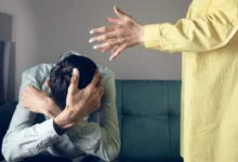 Домашнє насильство з боку жінки