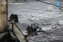 Залишки ворожого дрона на даху багатоповерхівки