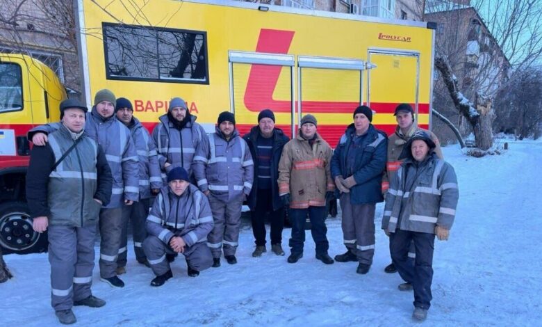 Миколаївські аварійники та техніка вирушають на допомогу Києву