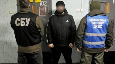 Правоохоронці та шантажист