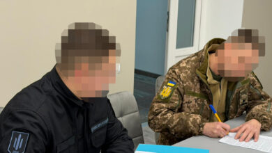 Офіцеру в Корабельному РТЦК повідомлено про підозру