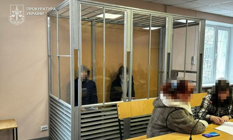 Неповнолітні "герої" в залі суду