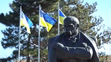 Пам'ятник Шекченку