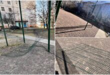 Аварійний стан футбольного майданчика на Океанівській