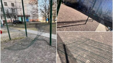 Аварійний стан футбольного майданчика на Океанівській