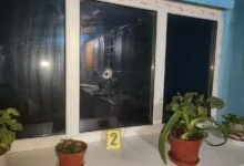 Обстріляний будинок