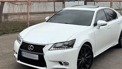 Lexus підозрюваного перед обшуком (фото "Новини-N")
