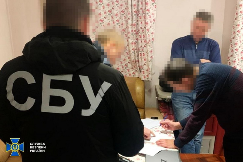 "Швидка" для ухилянтів: на Черкащині медики продавали фіктивне лікування