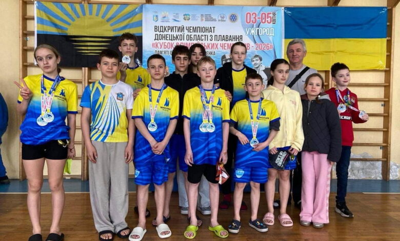 Чемпіони з плавання КДЮСШ "Україна"