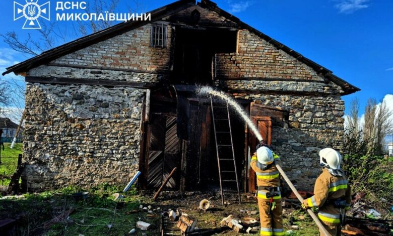 Трагедія в Корабельному: під час пожежі в квартирі знайшли тіло чоловіка