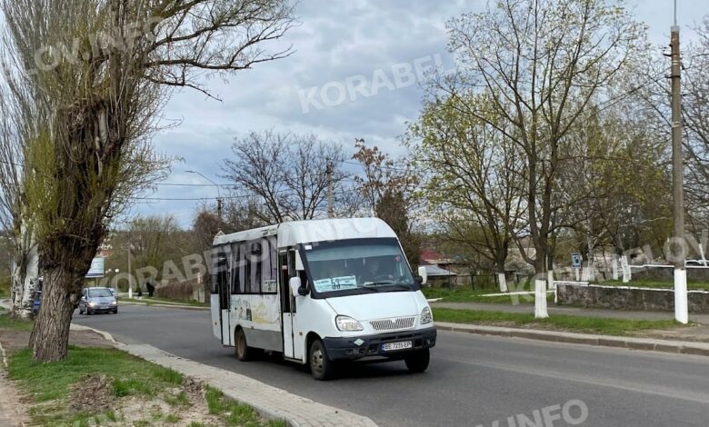 Миколаїв: між Янтарною і Торговою, маршрутка №53