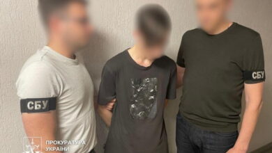 Коригував удари по Києву