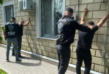 Затримано двох посадовців іна "відкаті"