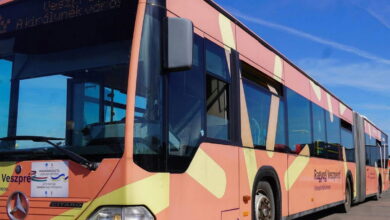 Миколаїв отримав великий автобус-"гармошку"