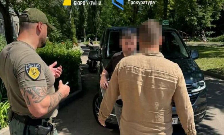 Колишнього прокурора затримано за хабар