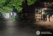 Нічна бійка біля супермаркету