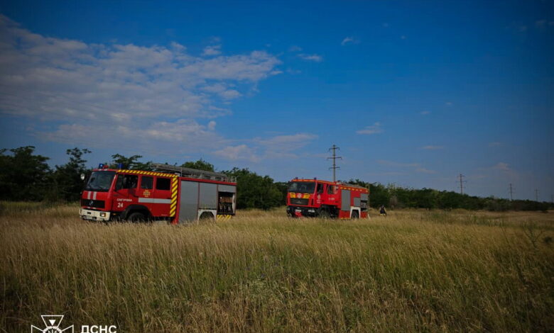 Пожежники на полі