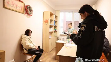 Продала власну дитину